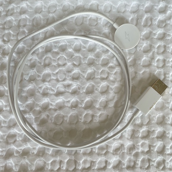 Michael Kors Smart Watch - Picture 7 of 8